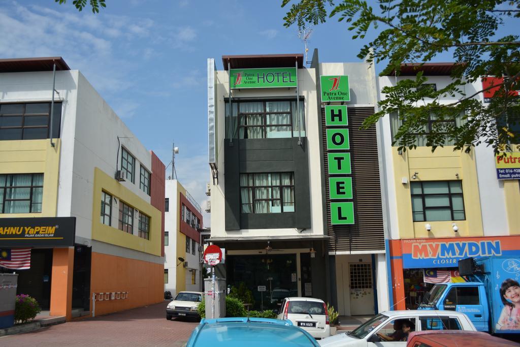 סרי קמבאנגן Putra One Avenue Hotel מראה חיצוני תמונה